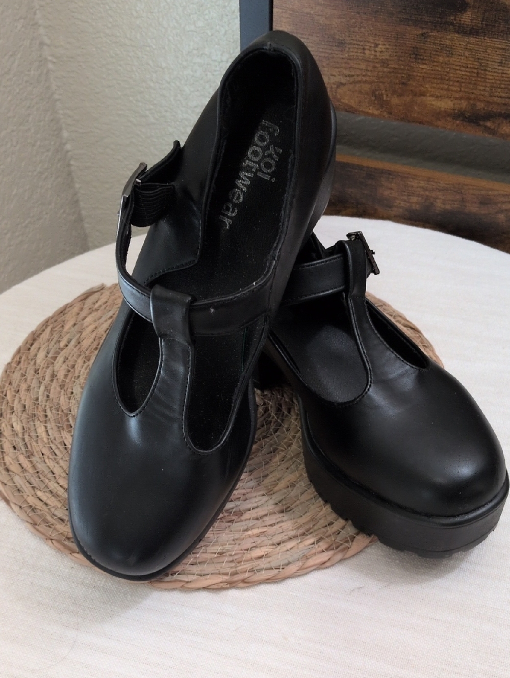 Women's Black T-Strap Platform Mary Jane Shoes